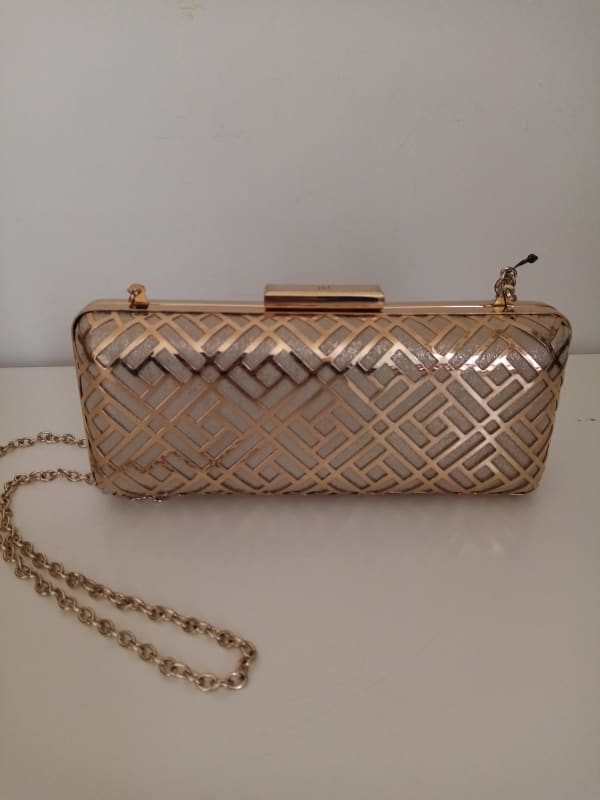 CARTERA DE MANO INTERNACIONAL CONCEPT