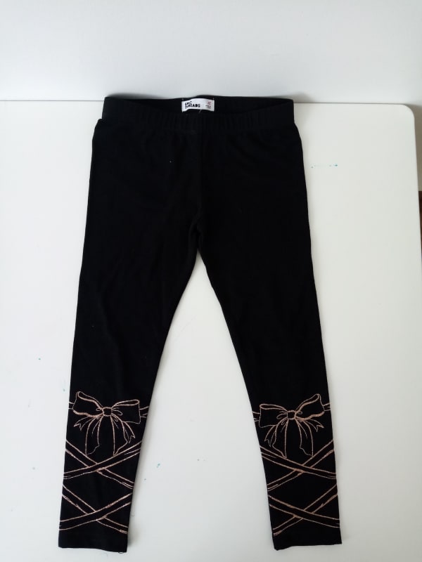 CALZA NIÑA EPIC THREADS NEGRA