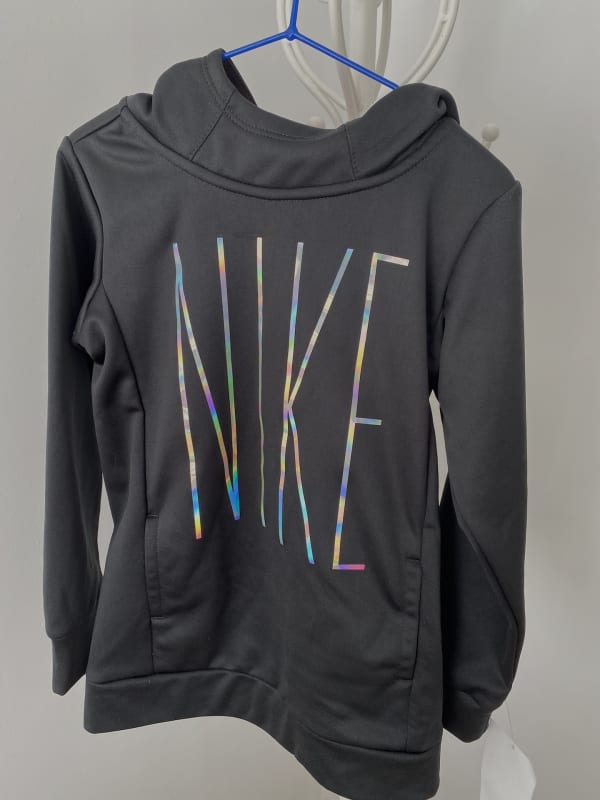 POLERON NIÑA NIKE NEGRO