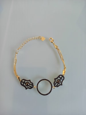 PULSERA ORO AMARILLO CIRCÓN NEGRO2
