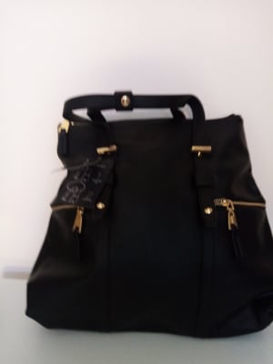 CARTERA INTERNATIONAL CONCEPT NEGRA1