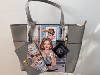 CARTERANICOLE LEE ARA LOVES MORNING COFEE1