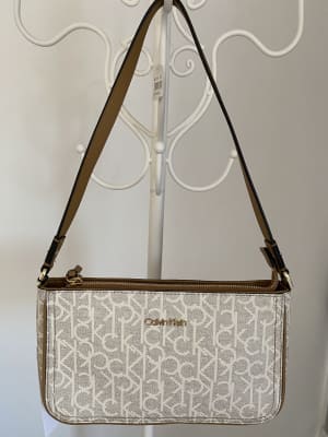 CARTERA CALVIN KLEIN BEIGE1