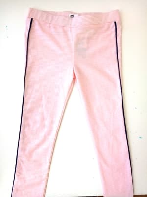 CALZA NIÑA EPIC THREADS ROSA A RAYAS1