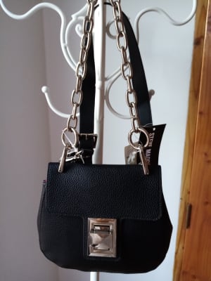 CARTERA STEVE MADDEN1