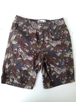 SHORT NIÑO EPIC THREADS VERDE  MILITAR1