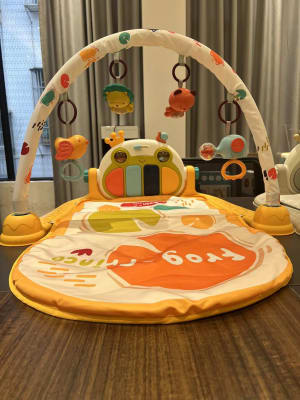 Gimnasio Bebe con Pedales Piano1