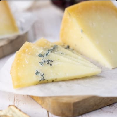 Queso de oveja Puelche 190gr aprox.1