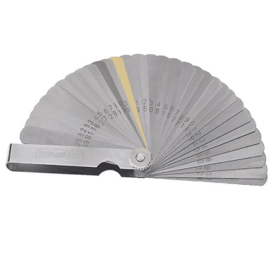 Calibrador De Bujías y Válvulas 32 Hojas STD / MM 78-221 Stanley