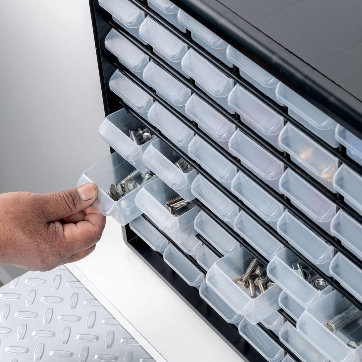 Organizador De Plástico 64 Gavetas Truper 108955