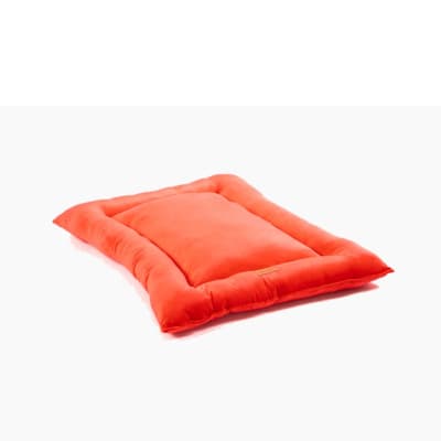 CAMA COLCHONETA ROJA