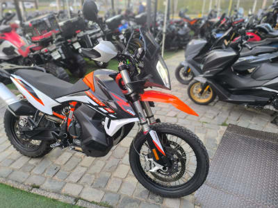 KTM 890 ADVENTURE R 2022
