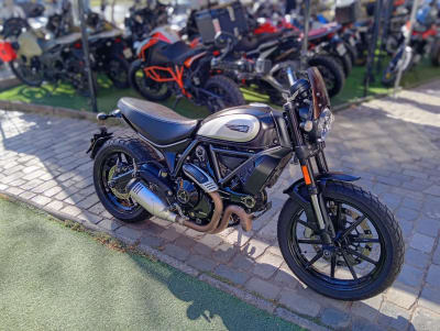 DUCATI SCRAMBLER 800 DARK 2023