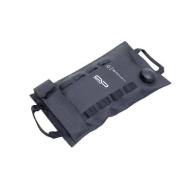 BOLSO PARA COMBUSTIBLE GIANT LOOP ARMADILLO BAG 1 GALÓN - NEGRO