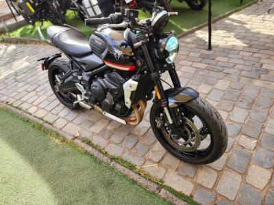 TRIUMPH TRIDENT 660 2024