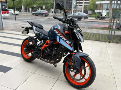 KTM DUKE 390 2025