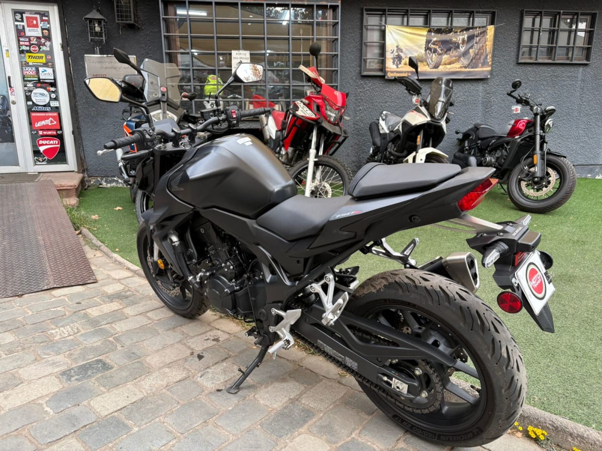 HONDA HORNET 750 20265