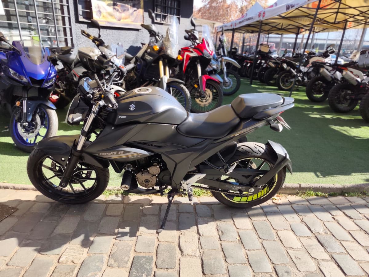 SUZUKI GIXXER 250 DI 20251