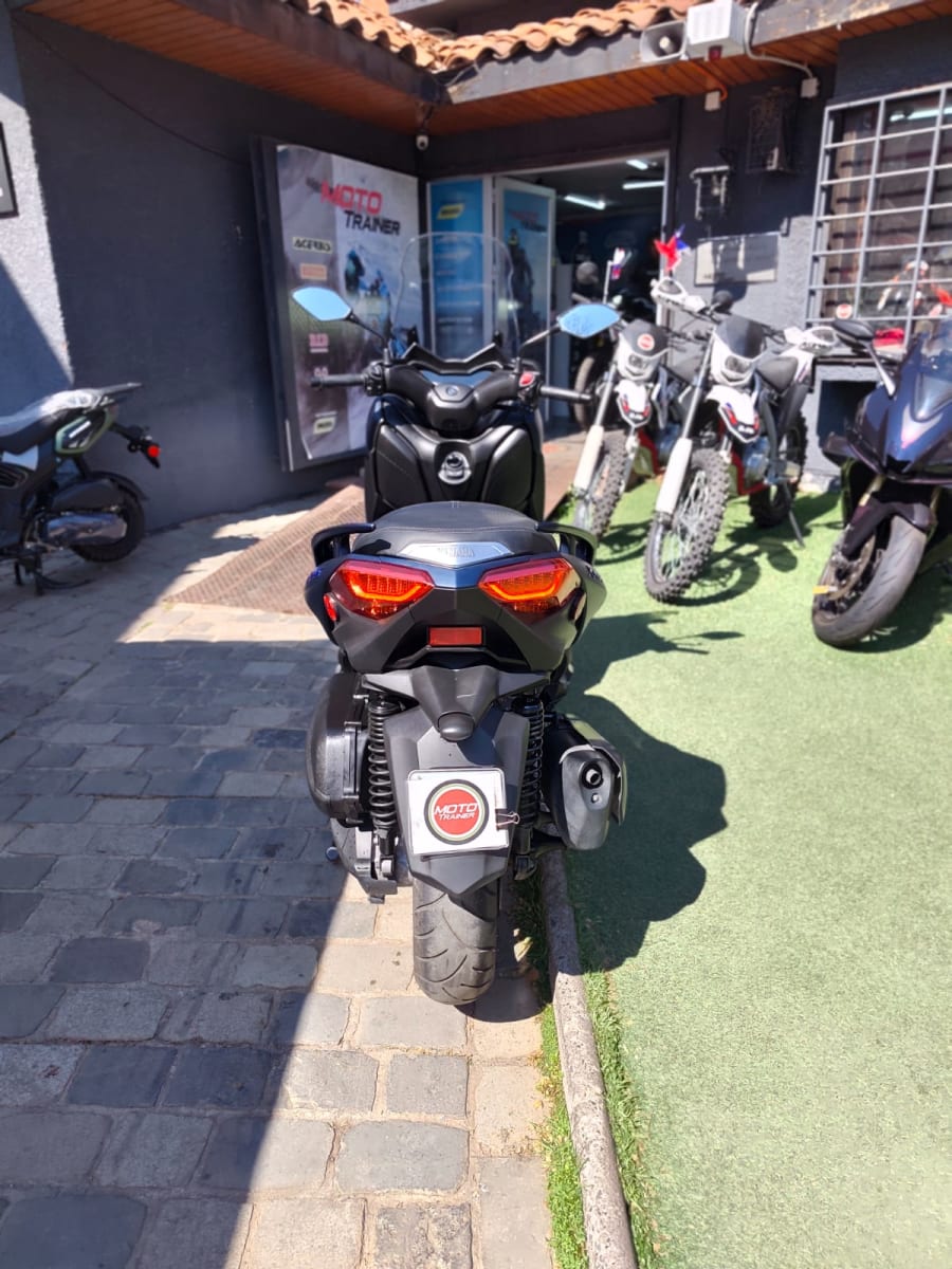 YAMAHA XMAX 300 20241