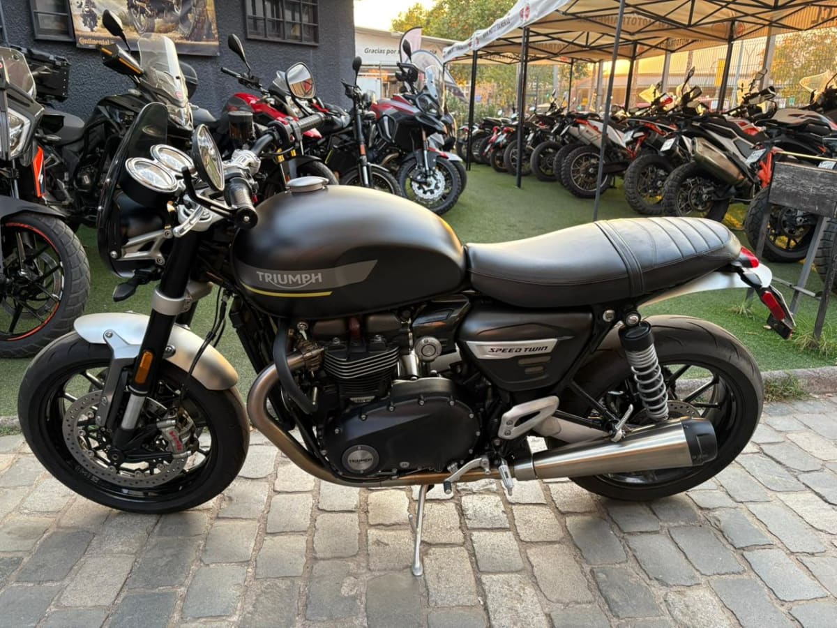 TRIUMPH SPEED TWIN 1200 20221