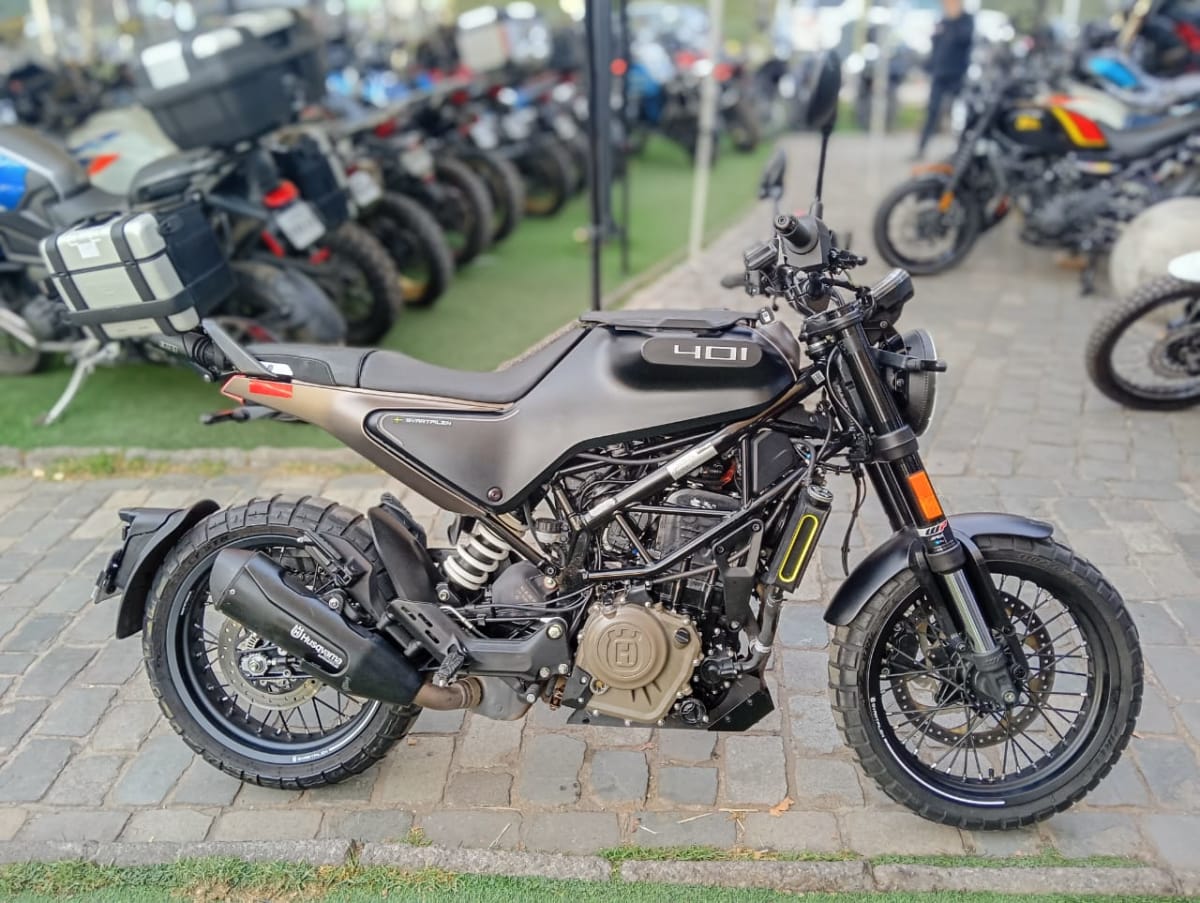 HUSQVARNA SVARTPILEN 401 20223