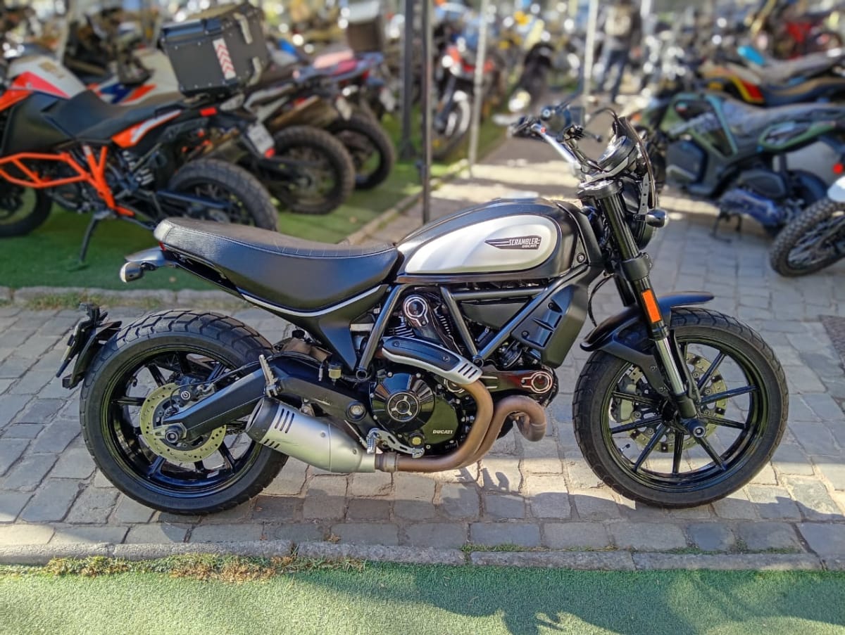 DUCATI SCRAMBLER 800 DARK 20233