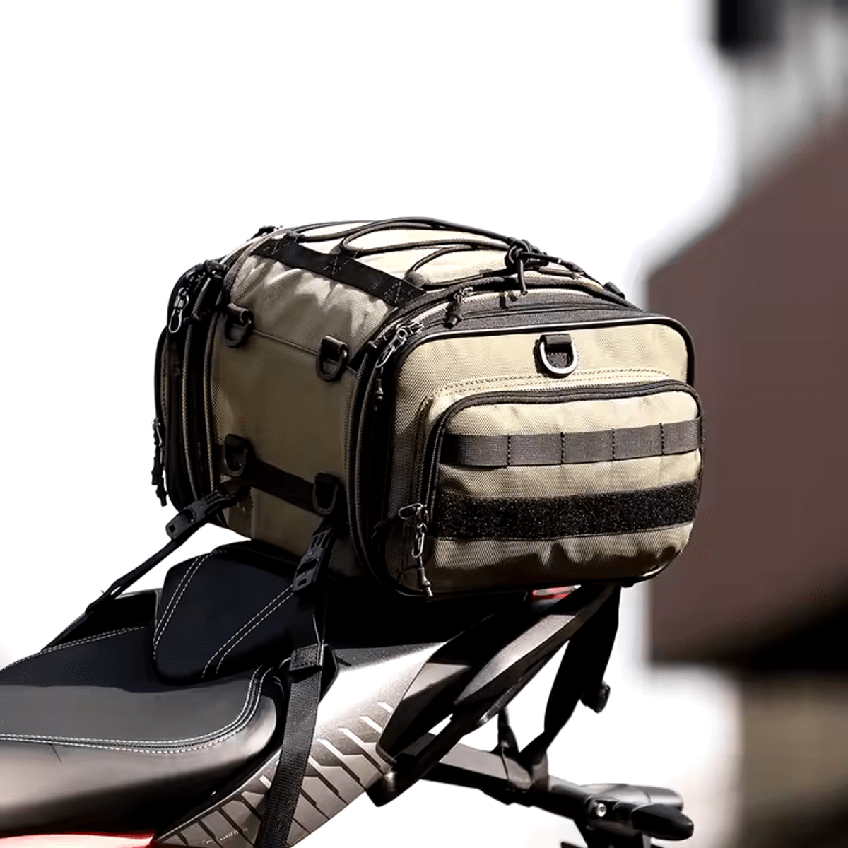 Bolso de cola 19 a 26 litros (color oliva)2