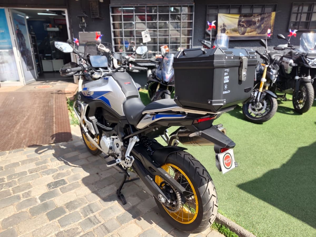 VOGE DS 900 X 20261