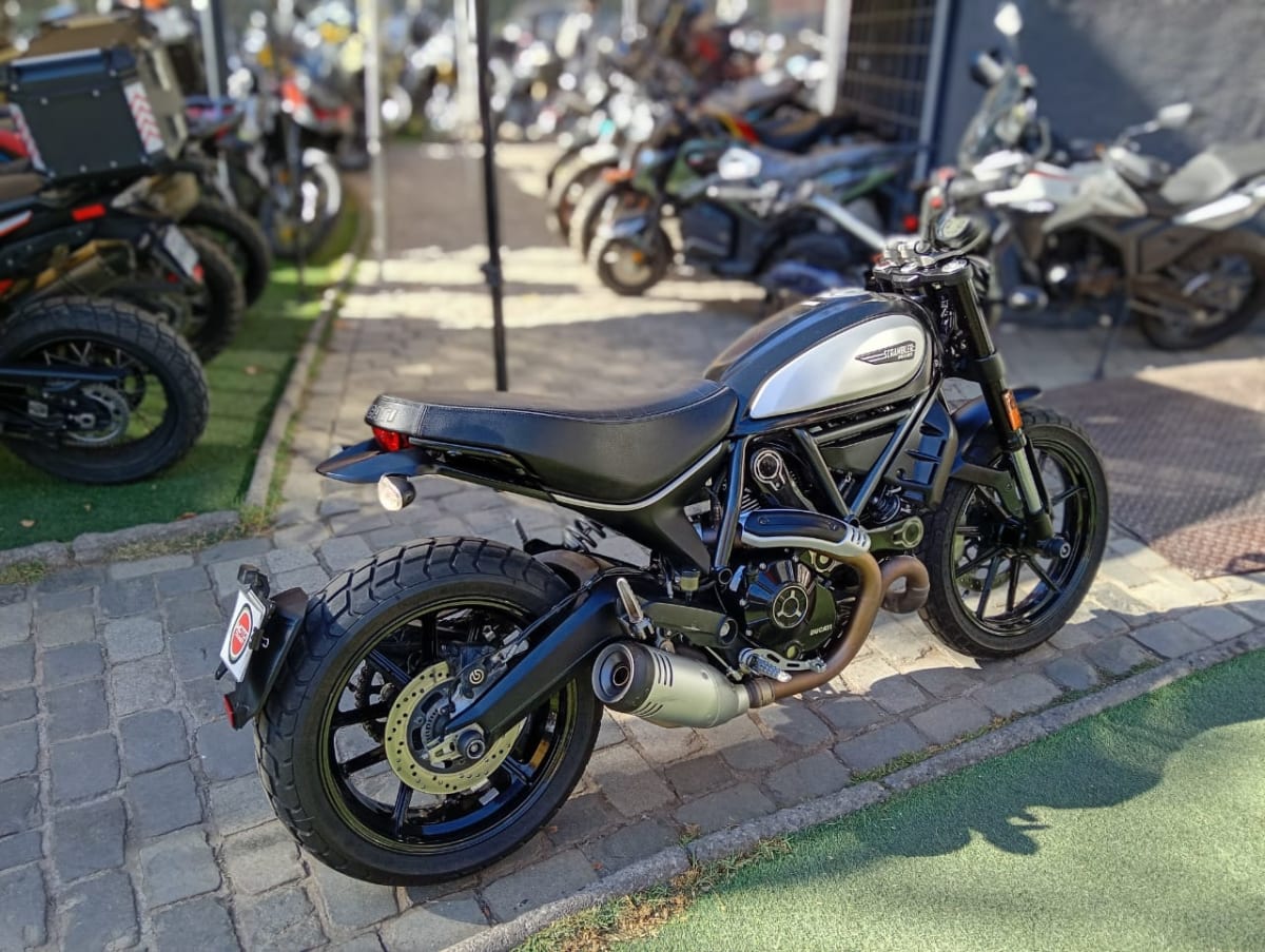 DUCATI SCRAMBLER 800 DARK 20234
