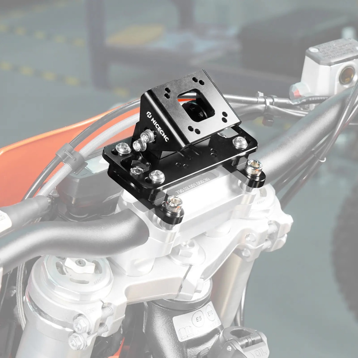 SOPORTE  MONTAJE GPS UNIVERSAL PARA MANILLAR4