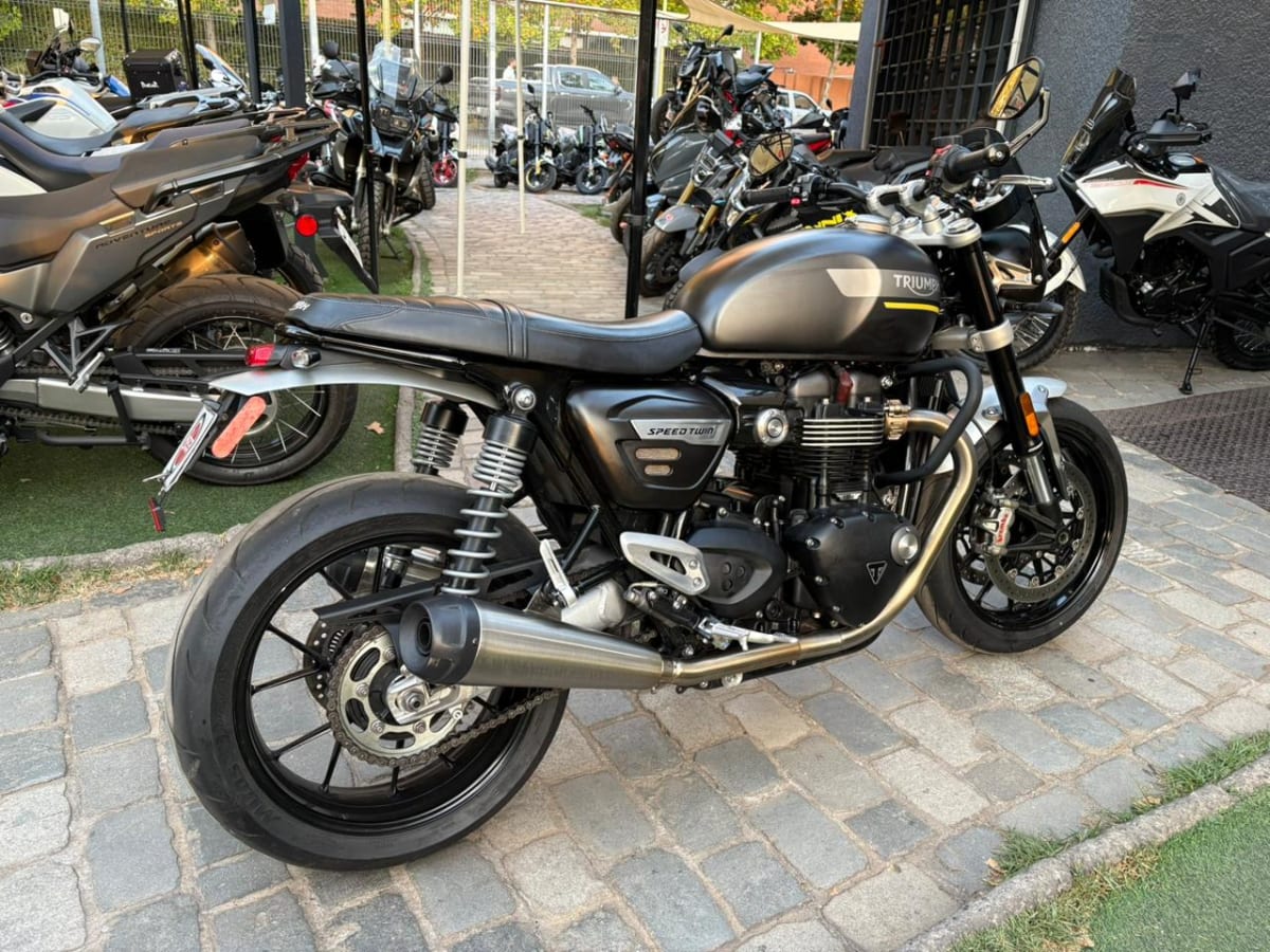 TRIUMPH SPEED TWIN 1200 20225