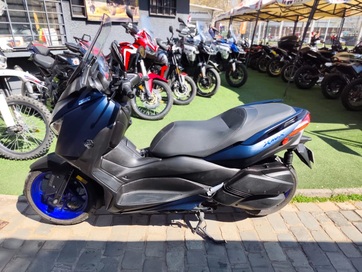 YAMAHA XMAX 300 20244