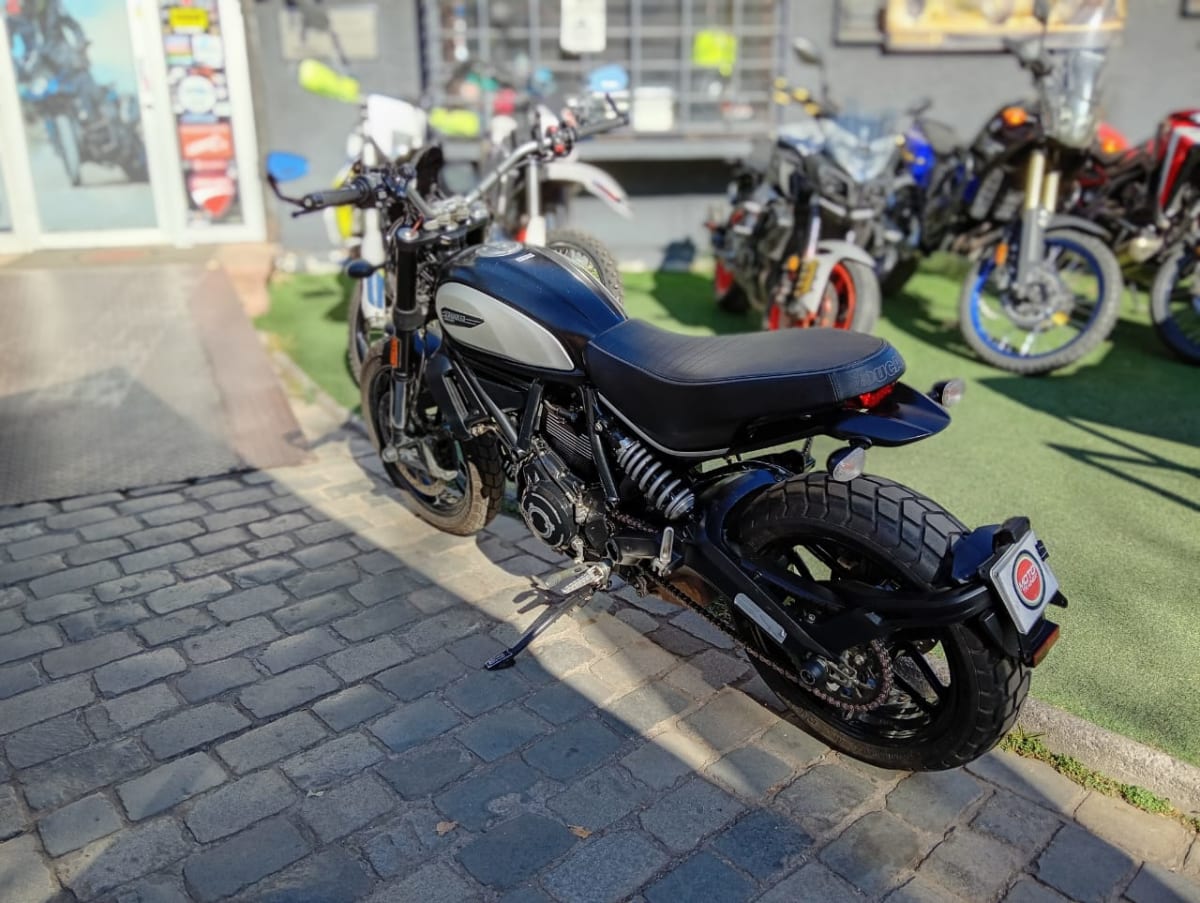 DUCATI SCRAMBLER 800 DARK 20236