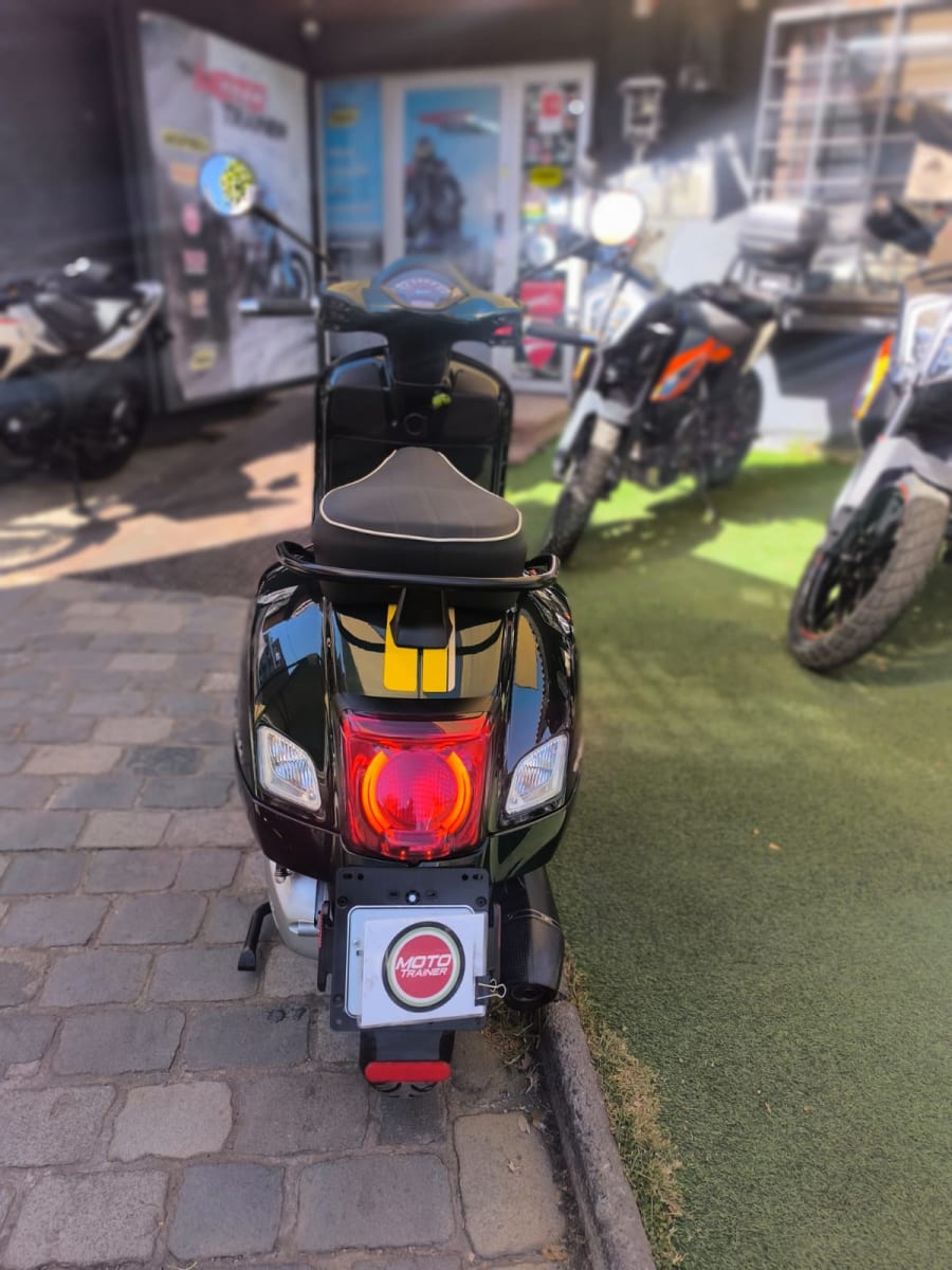 VESPA GTS 300 20224