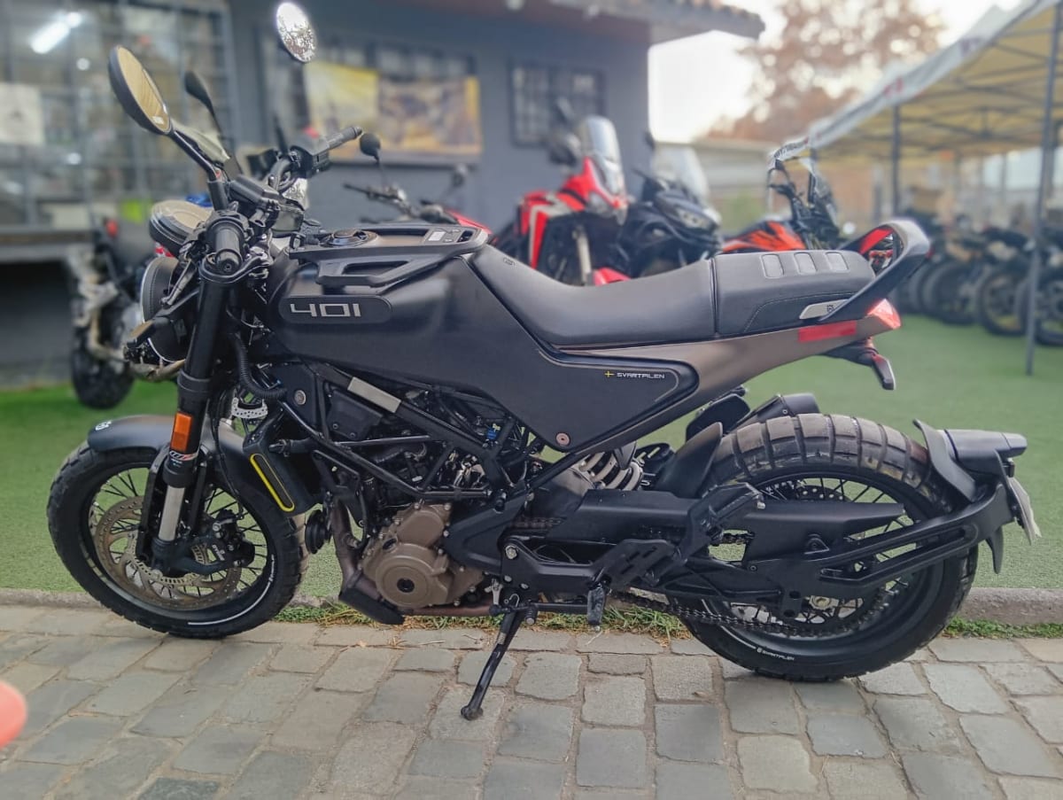 HUSQVARNA SVARTPILEN 401 20227