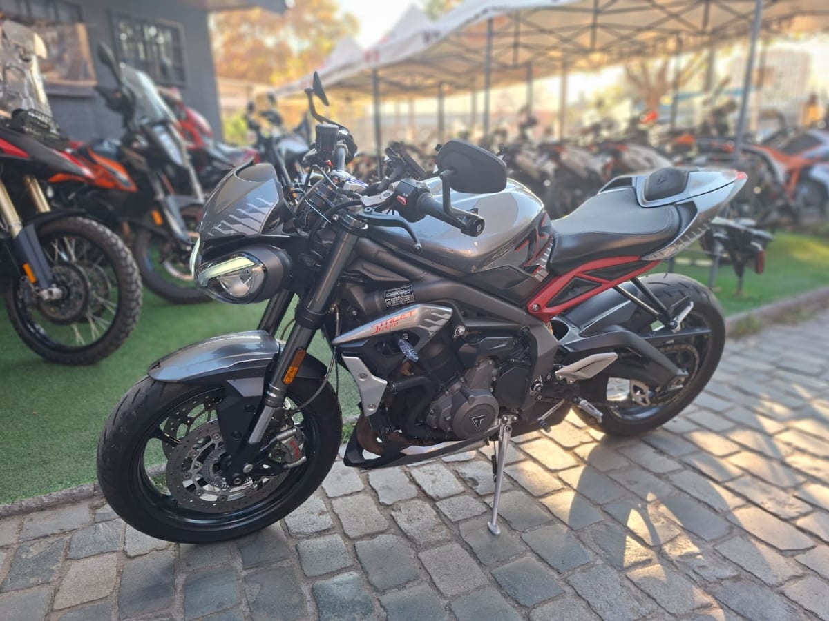 TRIUMPH STREET TRIPLE RS 765 20227