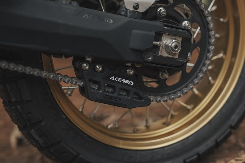 GUIA CADENA TENERE 700 ACERBIS AZUL2