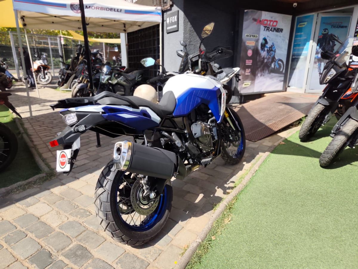 SUZUKI V-STROM DR 800 DE 20267