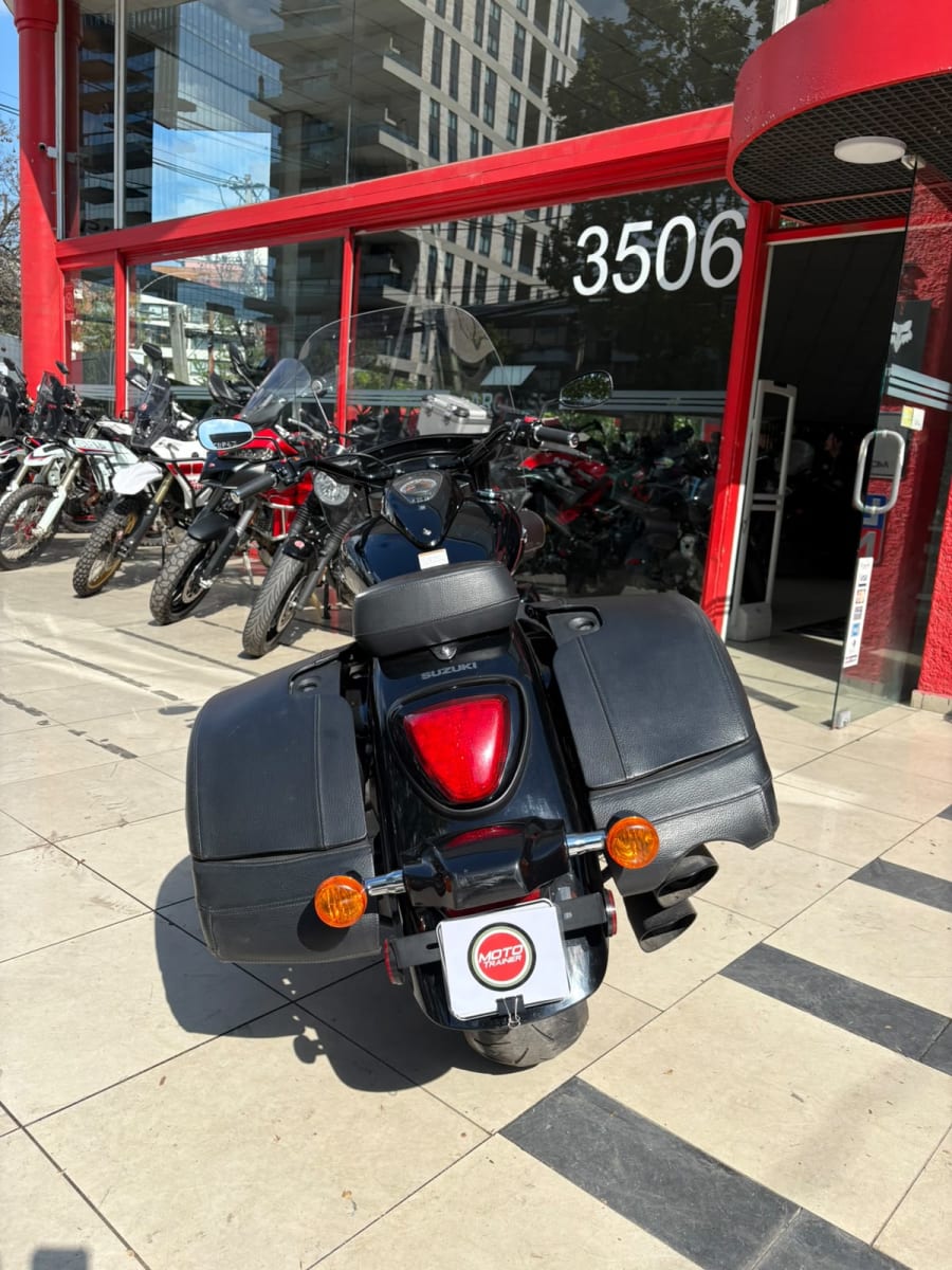 SUZUKI BOULEVARD 1500 20156