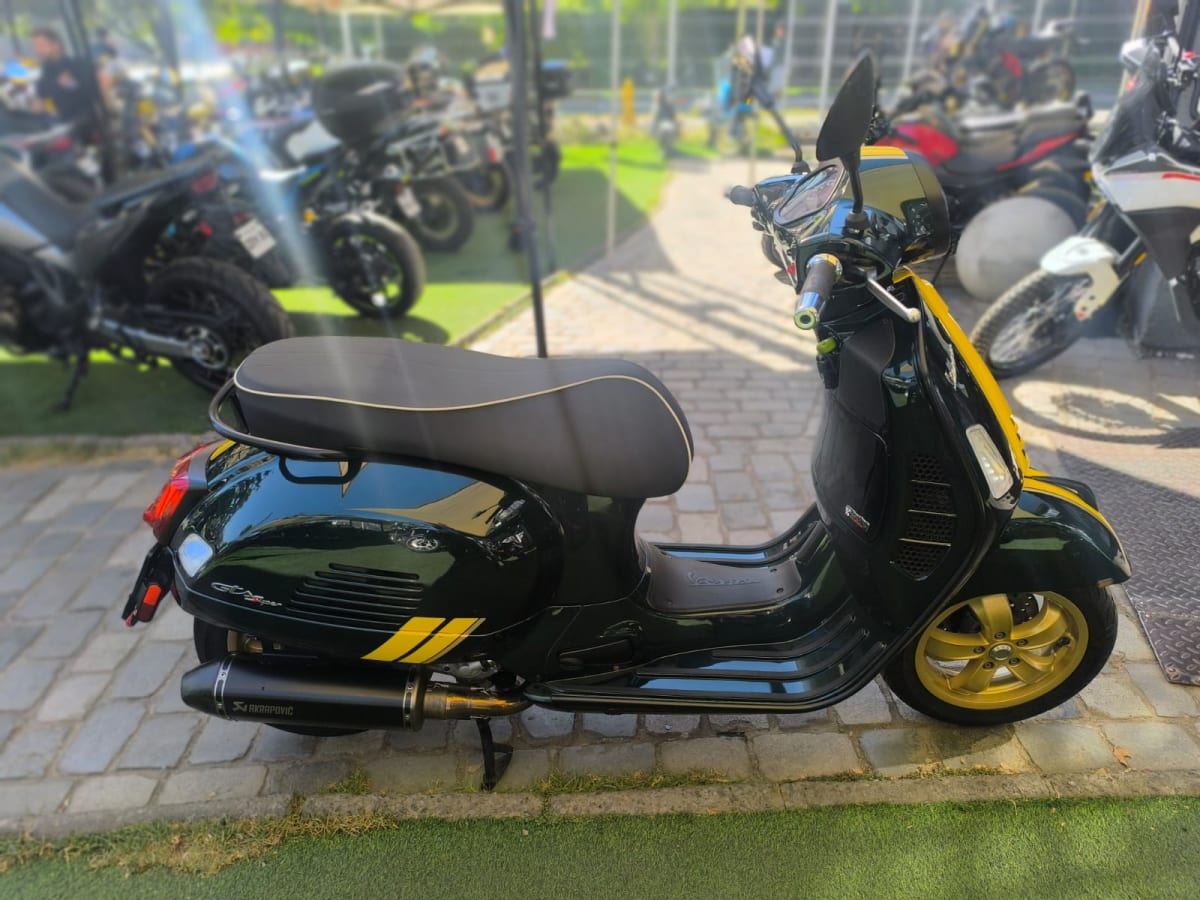 VESPA GTS 300 20225