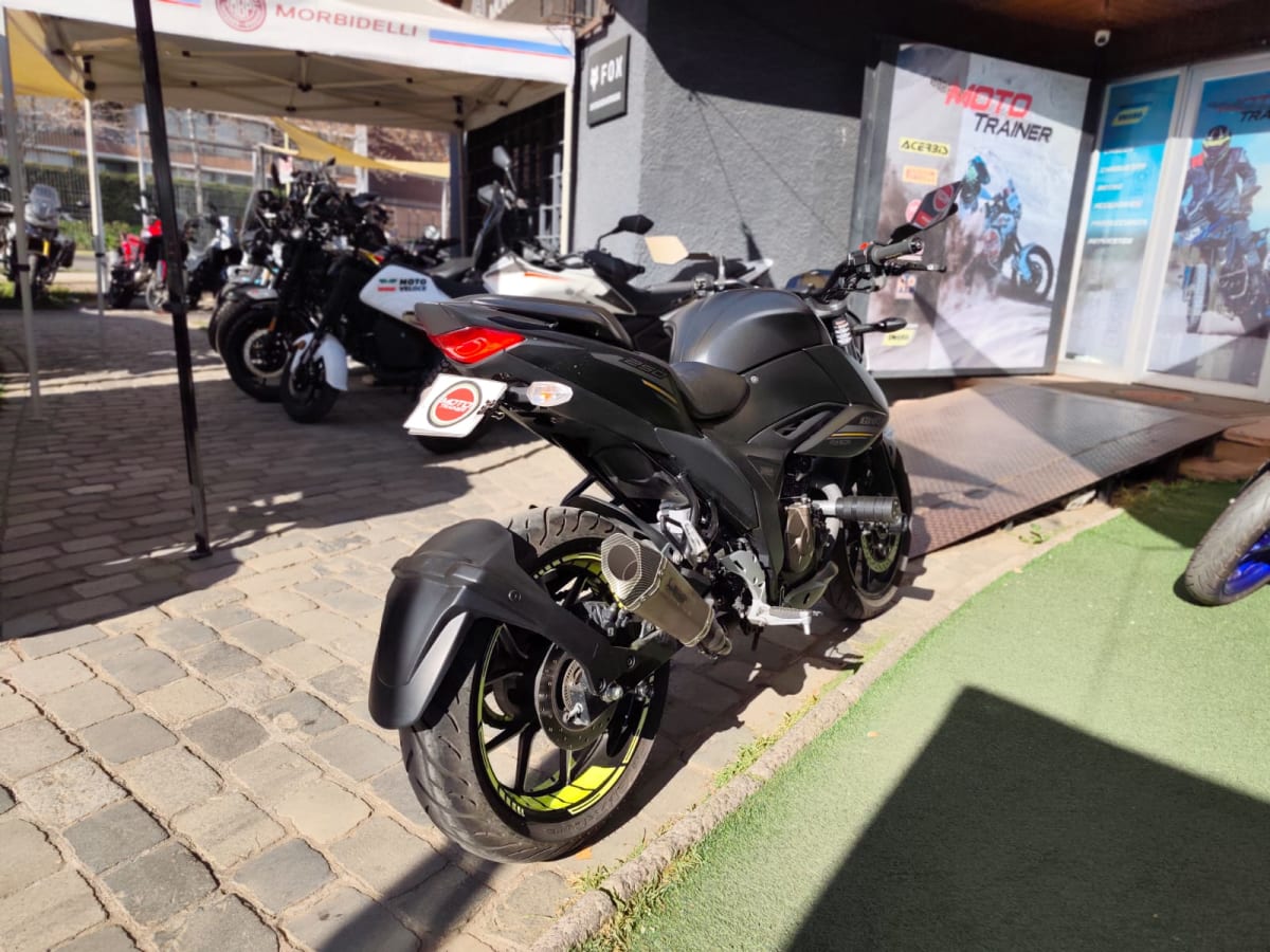 SUZUKI GIXXER 250 DI 20258