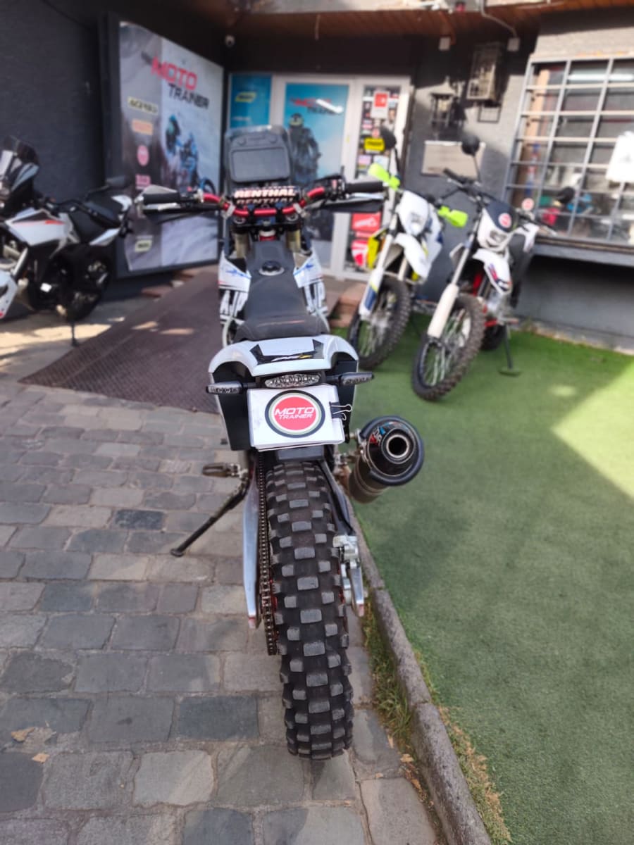 AJP PR7 20258