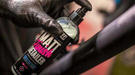DETAILER MUC-OFF MATTE Y SATINADAS 250ML3
