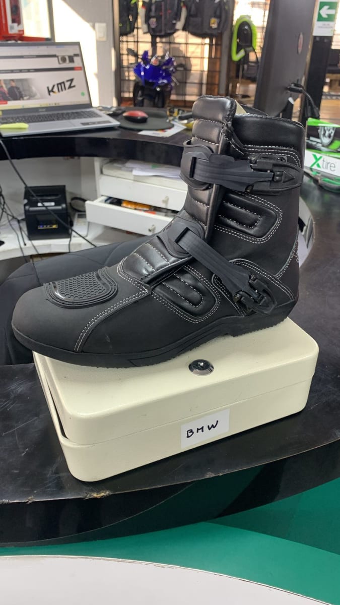 Bota KMZ VELO Negro 421