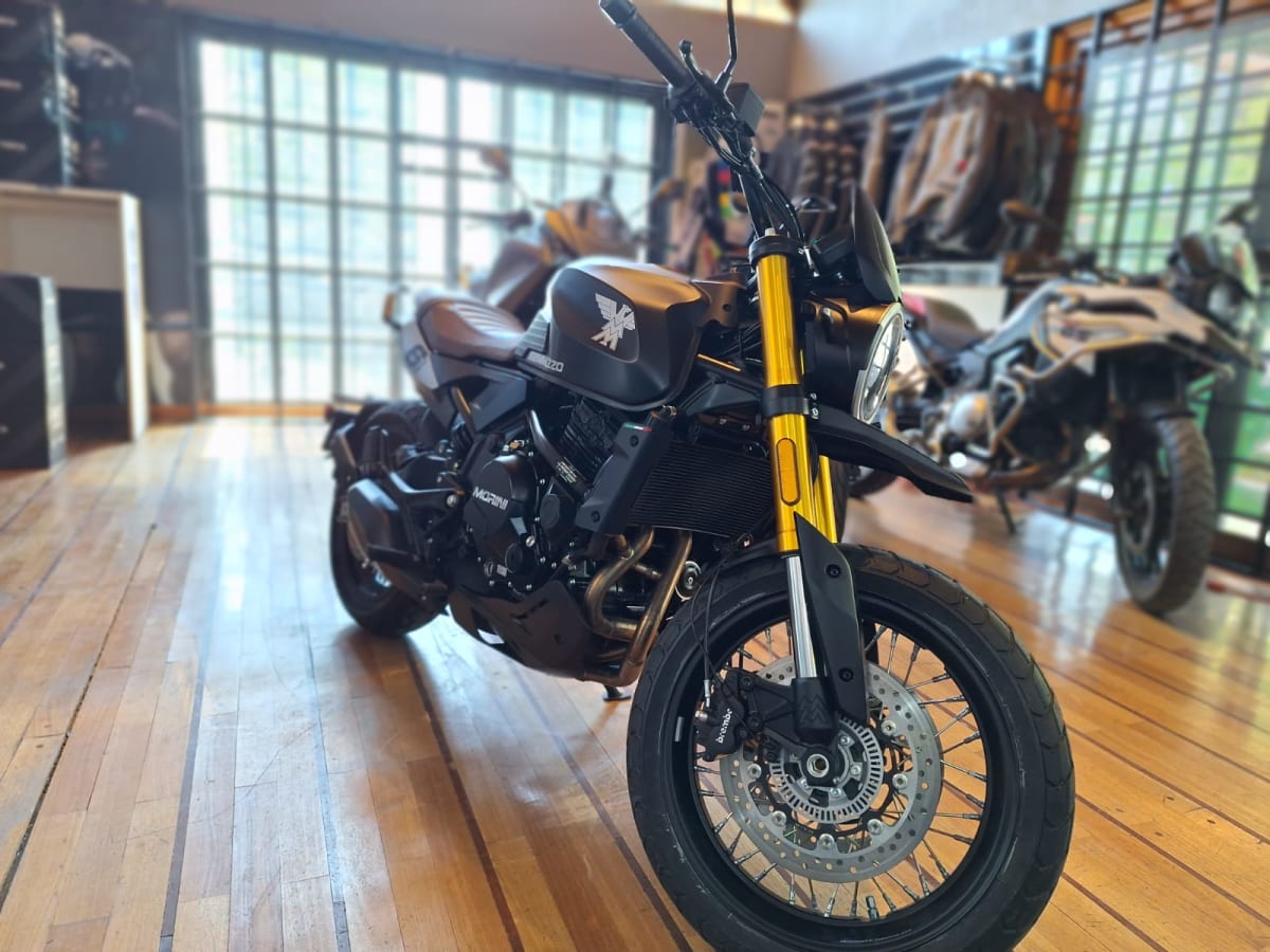 MOTO MORINI SEIEMMEZZO SCR 20241