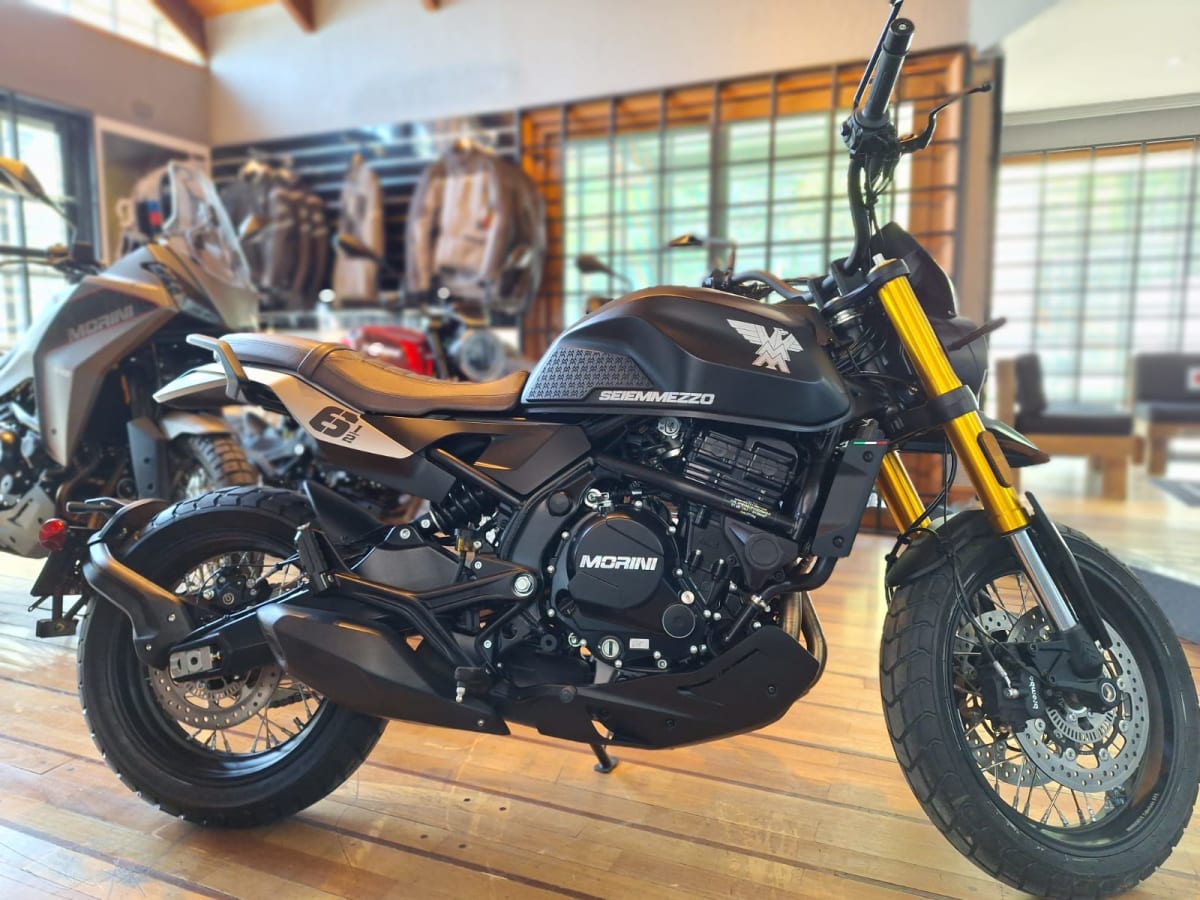 MOTO MORINI SEIEMMEZZO SCR 20242