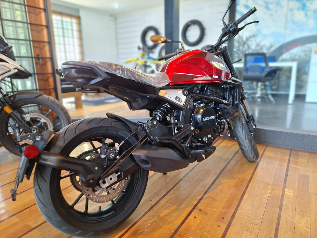 MOTO MORINI SEIEMMEZZO STR 20243
