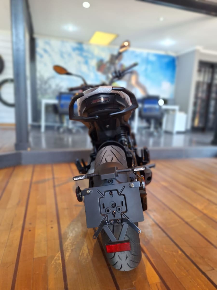 MOTO MORINI SEIEMMEZZO STR 20248