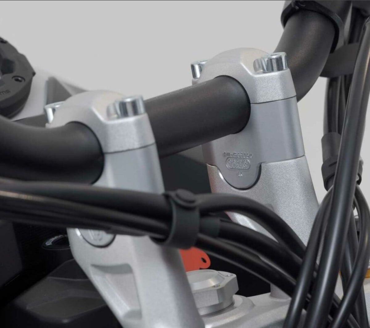 SW-Motech - Alza Volante Triumph Tiger 900 GT / Rally PRO (2024)1