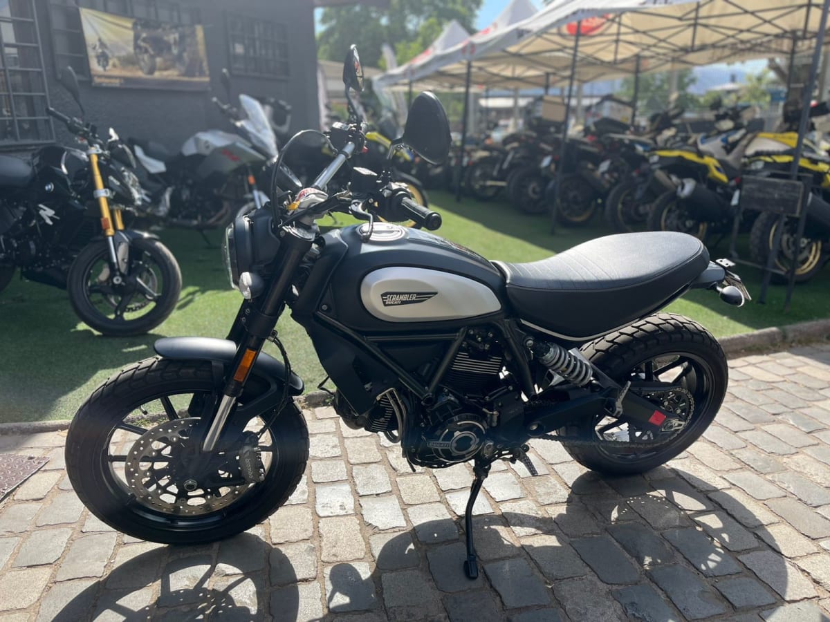 DUCATI SCRAMBLER 800 DARK 20225